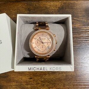 Michael Kors MK5538 Women’s Parker Wrist Watch